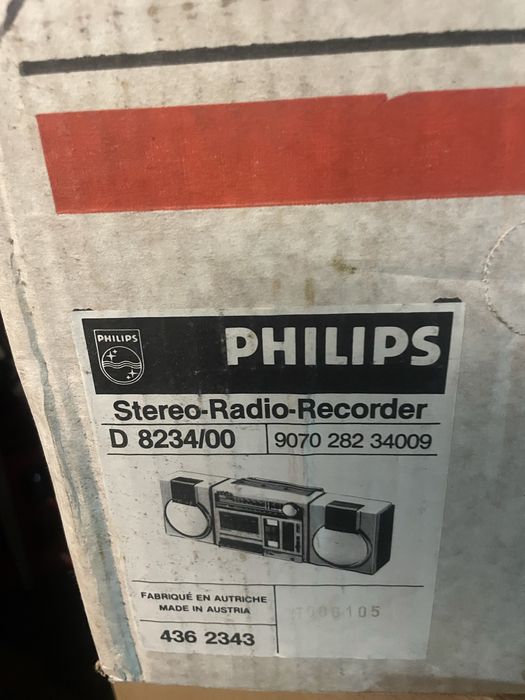 PHILIPS D 8234 radio casetofon