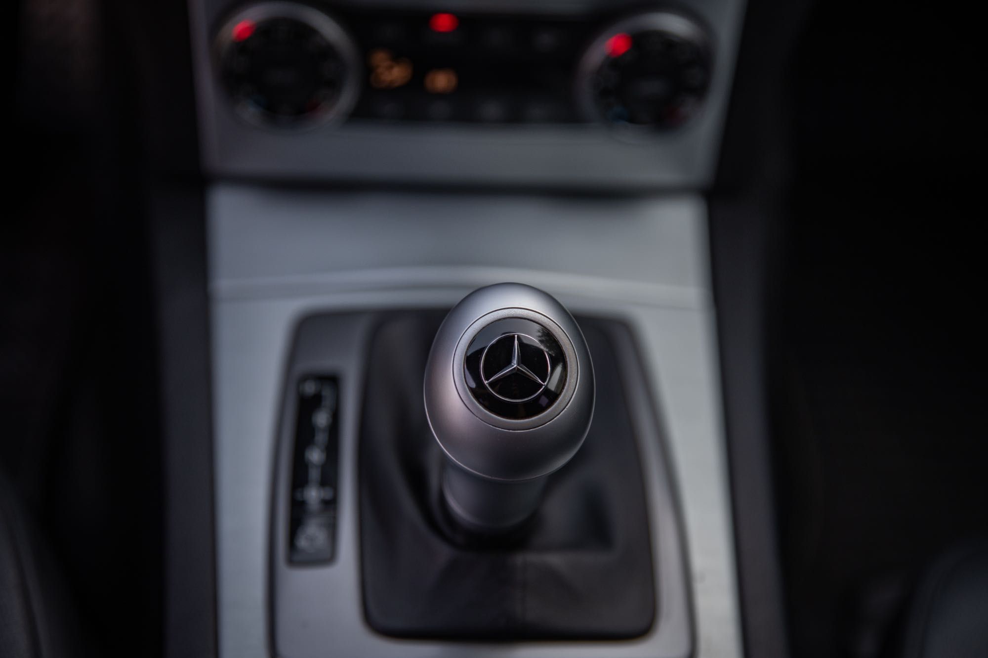 Mercedes-Benz c320