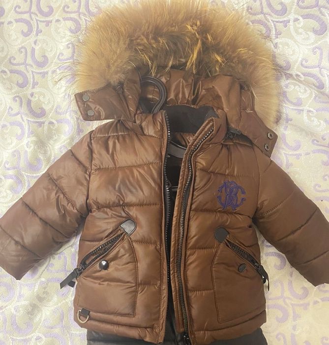 Детская куртка на возраст с 9 месецев до 1.5 годика