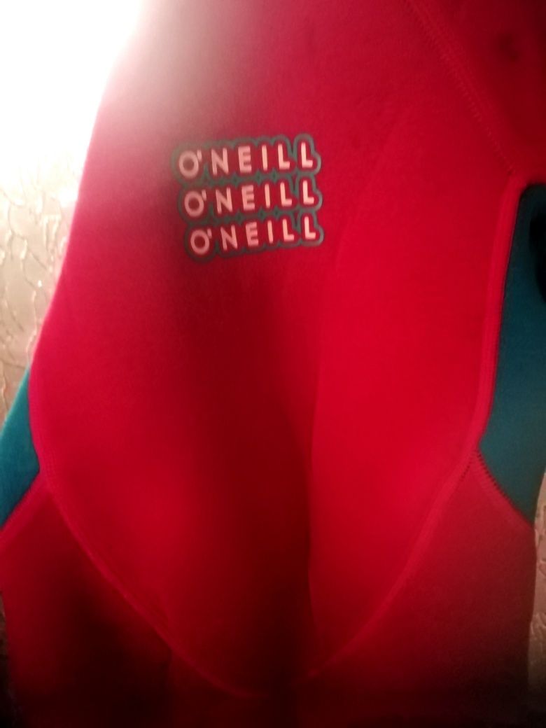 Costum scufundari  O'Neill,pt.copii. Nou. 3-5ani