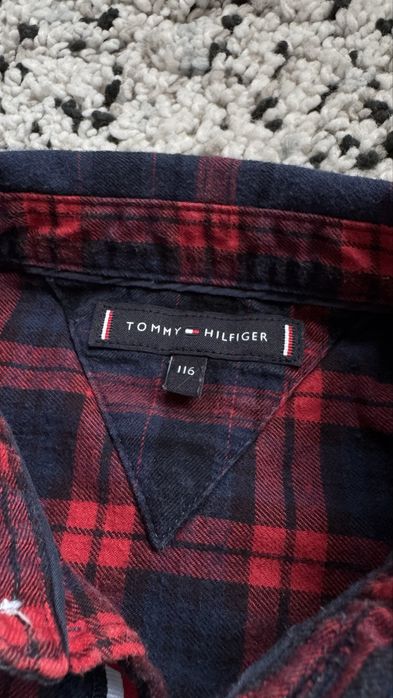 Детска риза Tommy Hifiger размер 116