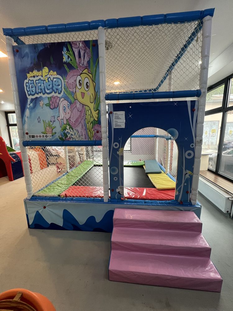 Set de joaca interior pentru copii, trambuline, tobogane, piscine bile