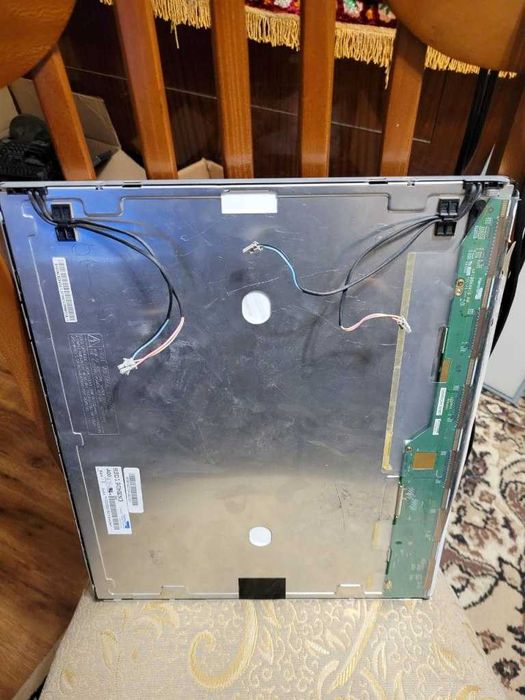 Рабочая матрица 19 дюмового квадратного монитора