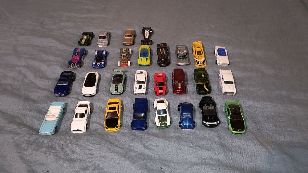 Hot wheels колички
