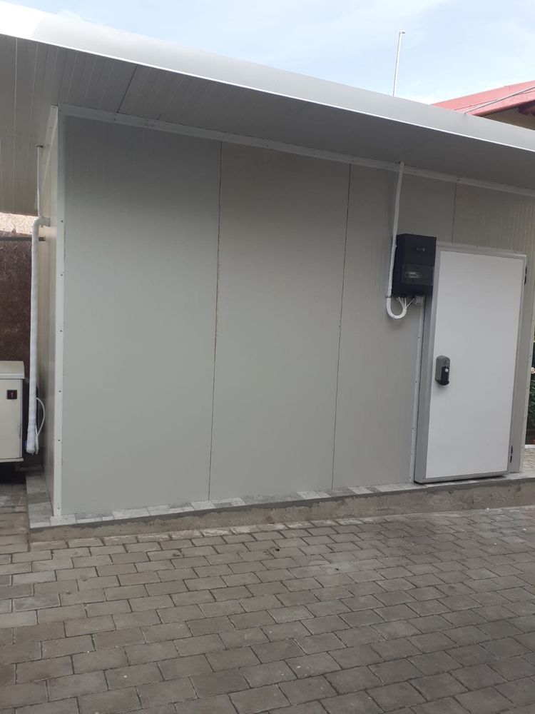 Camere frig la orice dimensiune cu agregate noi sau second hand.
