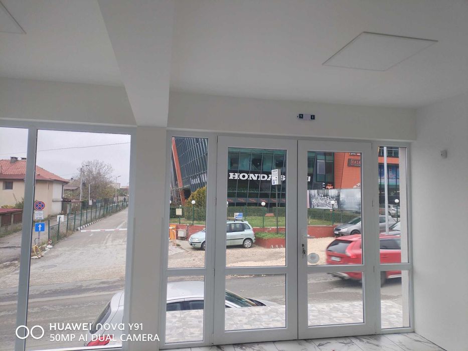 Дава се под наем Магазин в Варна, Левски - 140 кв.м за 1020 € - Снимка #3