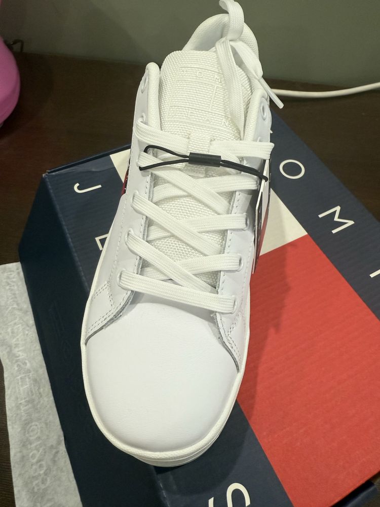 Tommy Jeans кецове 38 номер - чисто нови