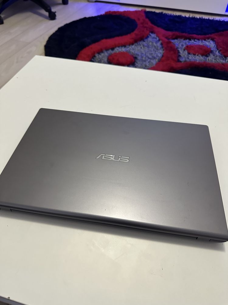 Laptop ASUS Ryzen 5