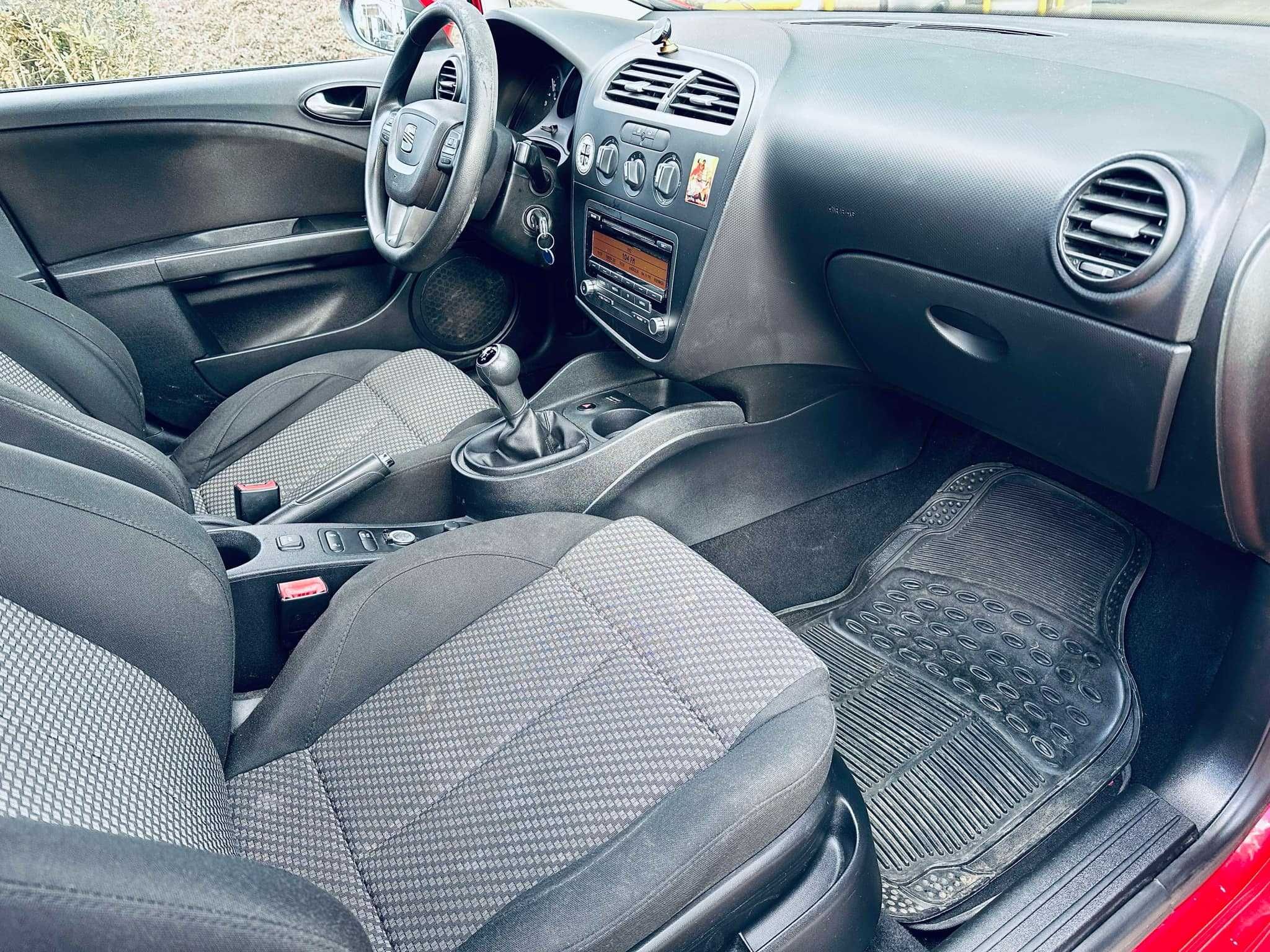 Seat Leon 2011 * Benzina Euro 5 * Clima Geamuri+Oglinzi Electrice