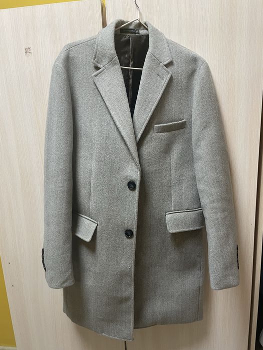 Пальто мужское бежевый в елочку