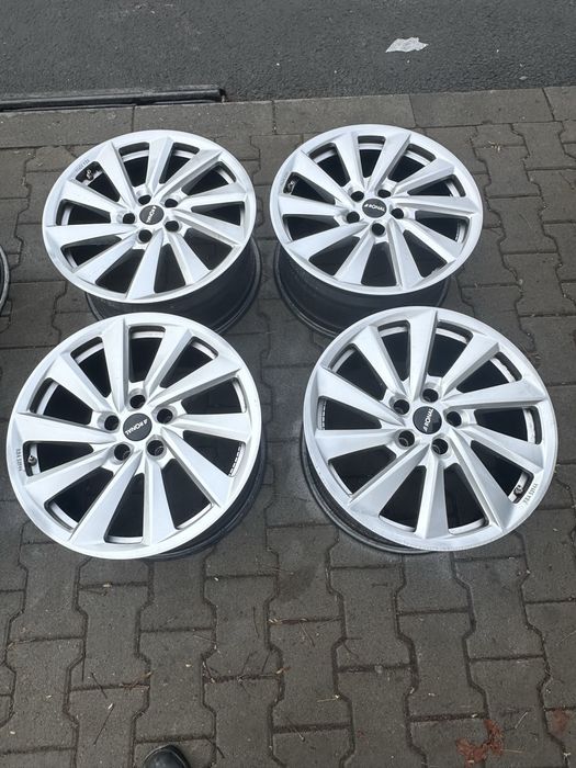 Jante originale 18 5 112 Audi A3 A4 A5 A6 A7 A8 Q3 Q5 Mercedes Wv Skod