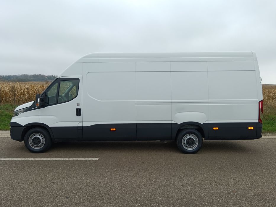 Vând Iveco Daily