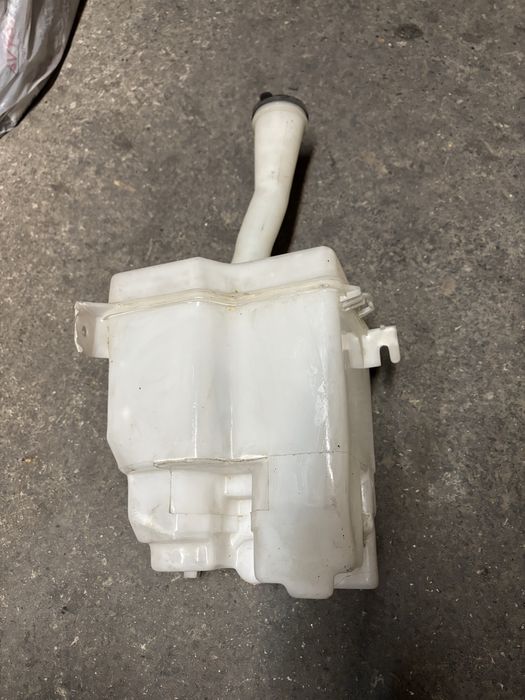 Бачок омывателя максима А32