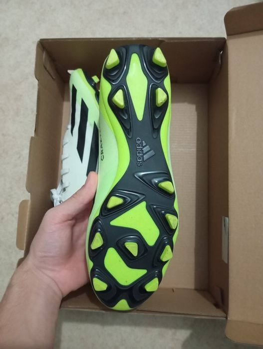Ghete fotbal Adidas Crazyfast