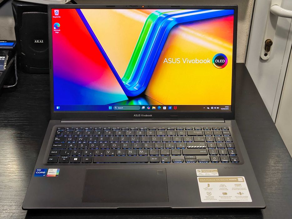 Hope Amanet P8 Laptop Asus Vivobook 15X OLED Intel i7 1355U