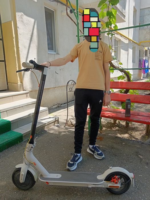 Trotineta electrica Xiaomi mi3
