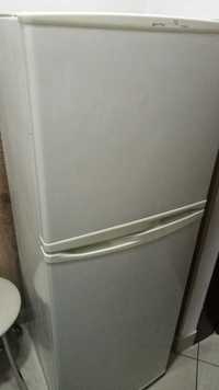 Холодильник большой LG