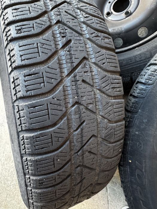 Anvelope + jante tabla +capace Logan