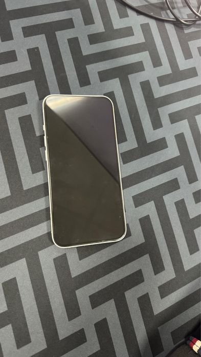 Продам Iphone 13, 128GB