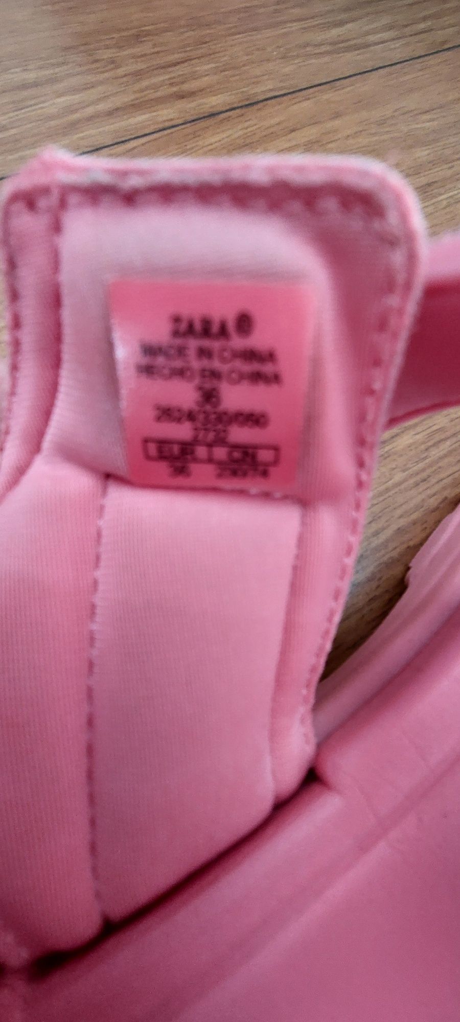 Сандали Barbie от  Zara