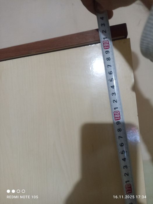 Kuxinniy garnitur кухонный гарнитур