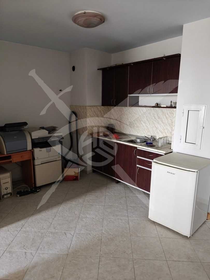Тристаен апартамент в жк. Стрелбище  № 86170