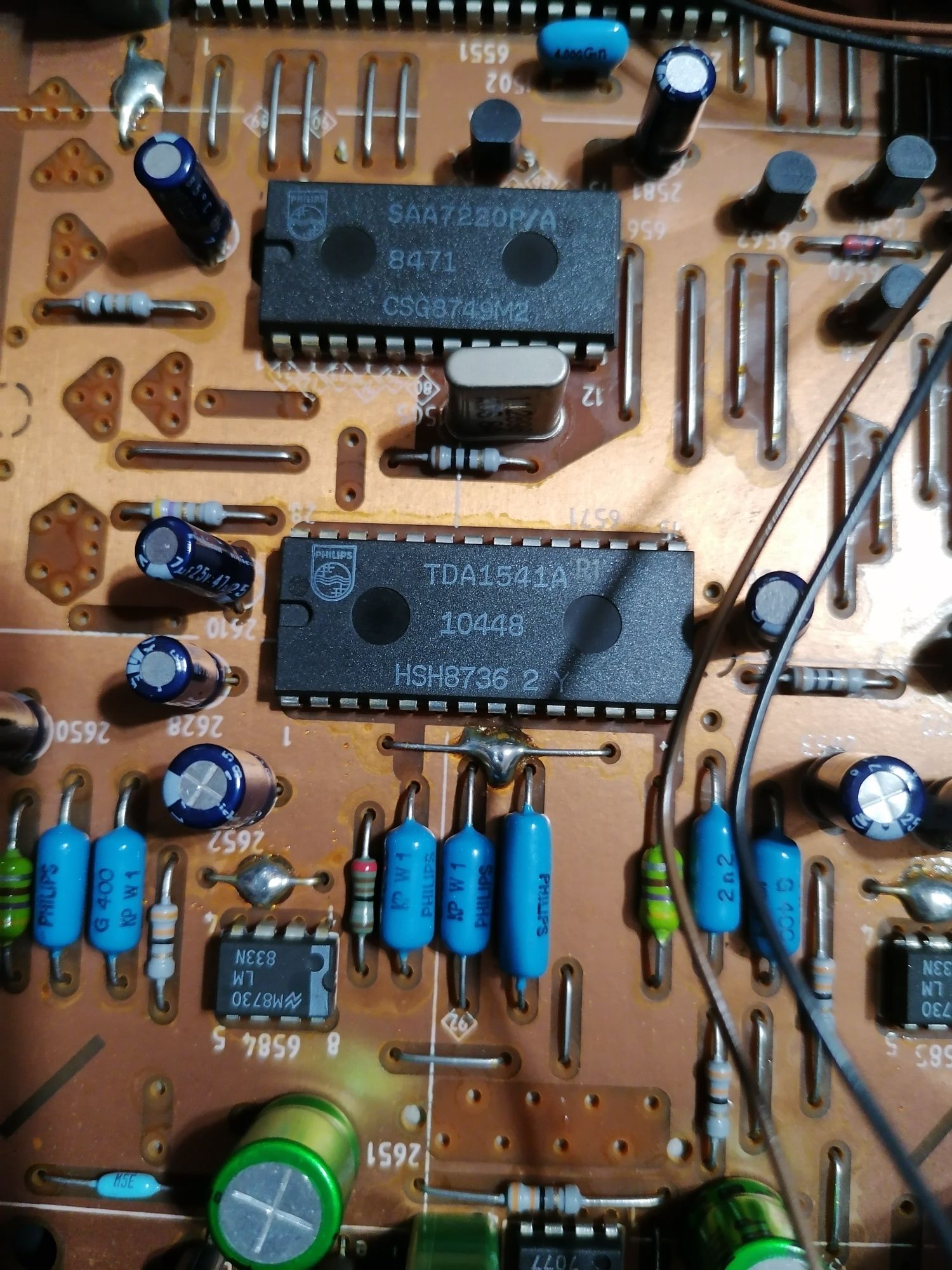 Компакт диск плеър модел  PHILIPS CD 471 -DAC TDA1541 A