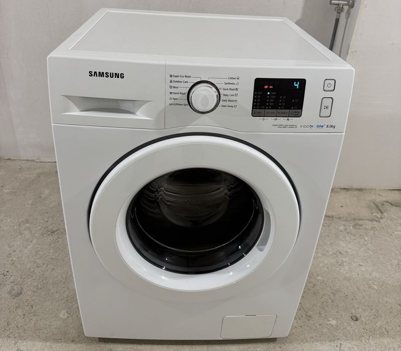 Пералня Samsung WF8EF5E0W4W – 8 кг, 1400 оборота, EcoBubble–като нова