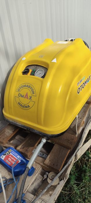 Omax 200 bar karcher sotiladi. Pena bachok bilan