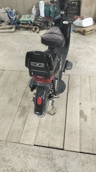 Скутер Leopard Max