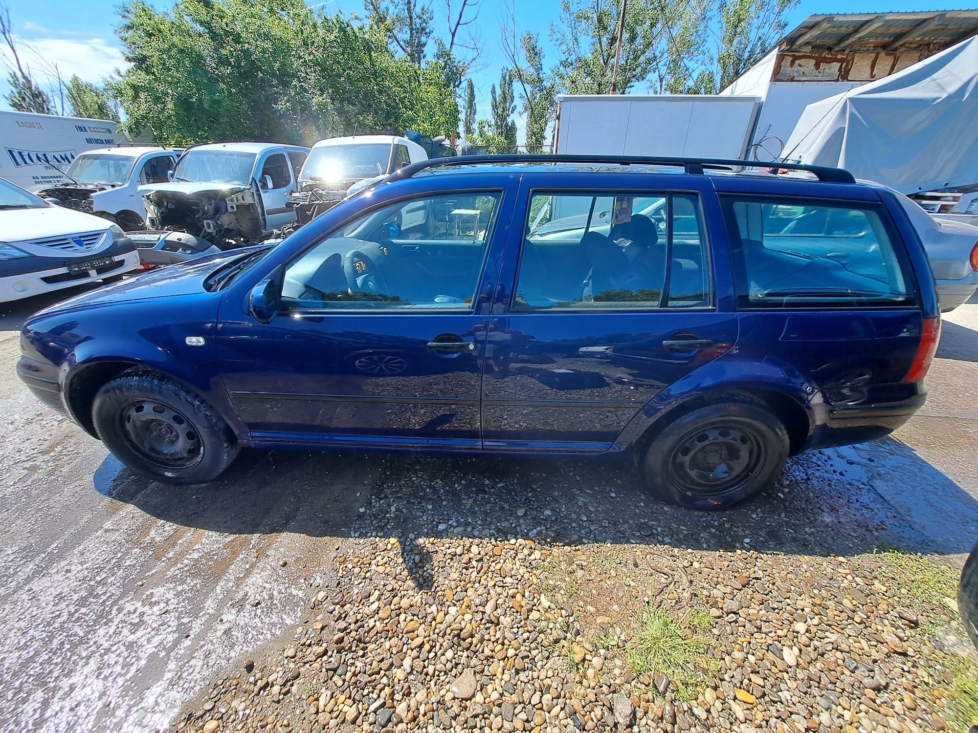 Dezmembrez Golf 4 Break 1.6 B AZD 77 kw Euro 4 2001