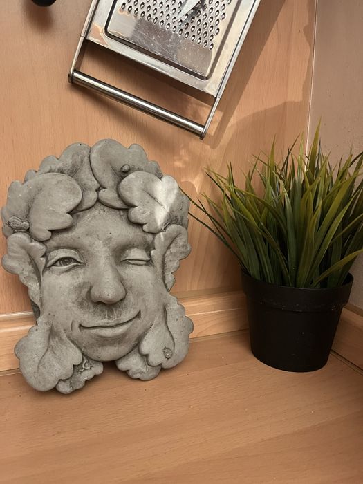 Антикварна фигура глава на фея елф подписана автентична масивна декор