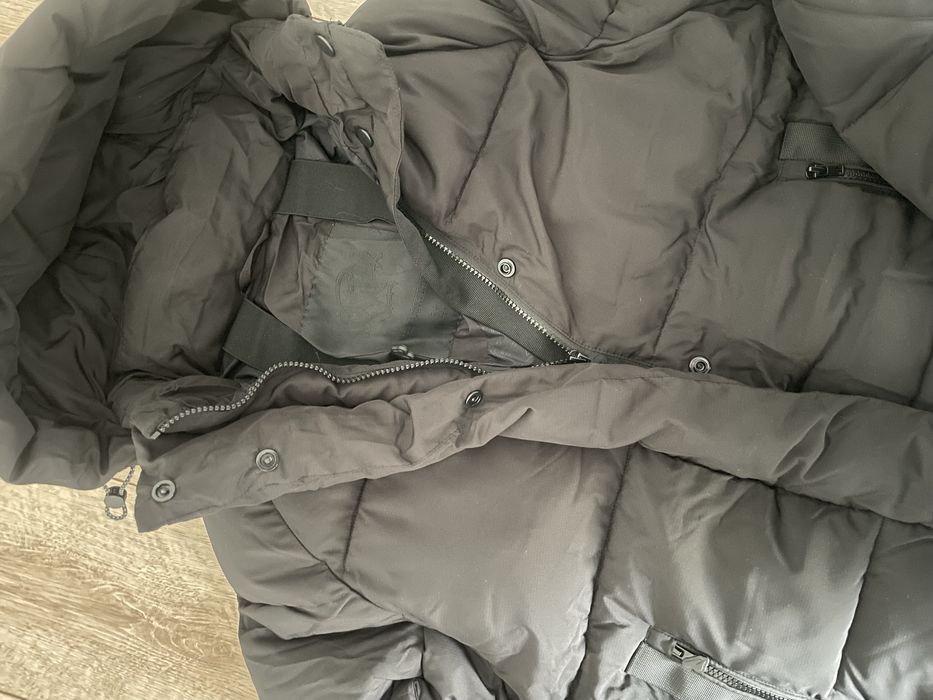 syna world geaca neagra marimea M noua