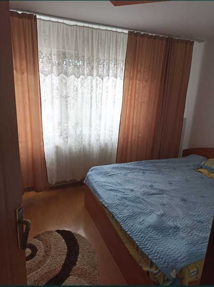 Apartament 3 camere