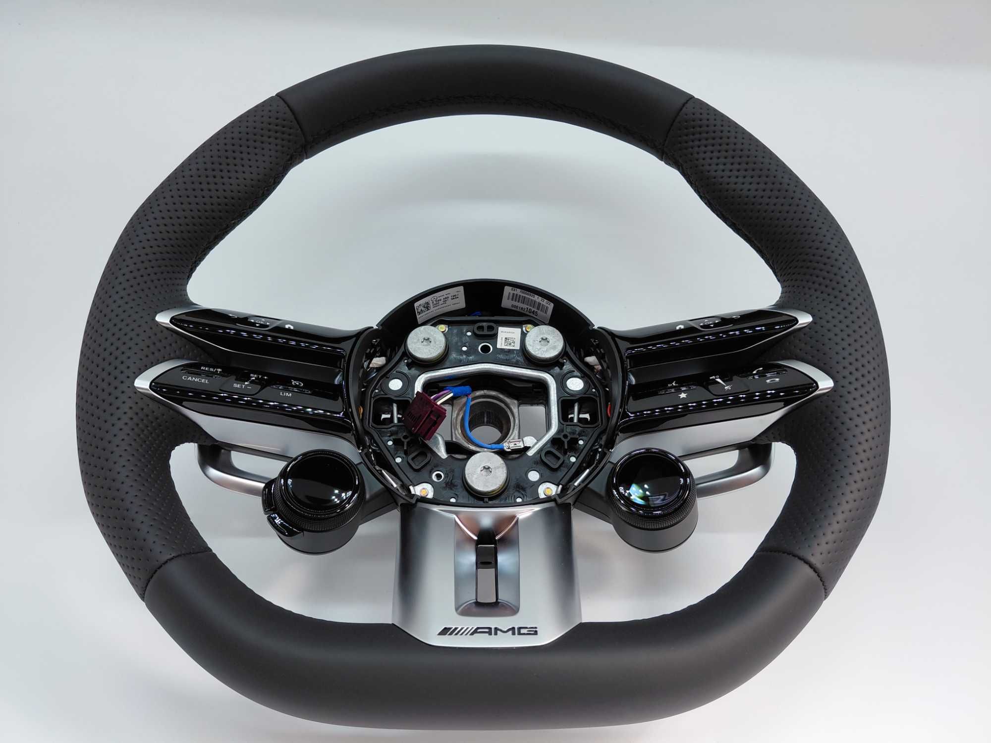 Нов Спортен Волан AMG Mercedes W206 W223 W213 W257 W167 W254 63 65
