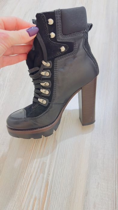 Дамски обувки Daris