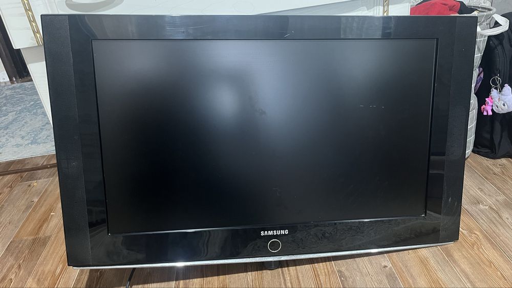 Продам телевизор  Samsung.                   5000тг
