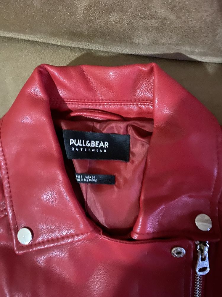 Червено яке Pull&Bear