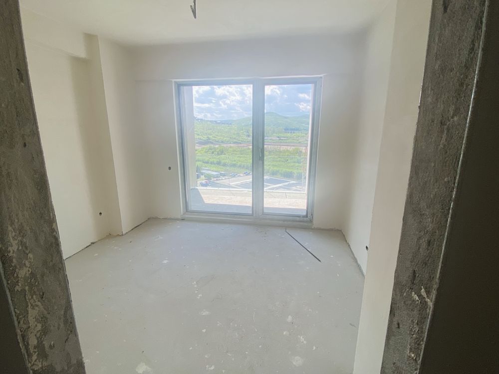 Apartament 3 camere/ 77 mp/ West Peak/ Zona Vivo