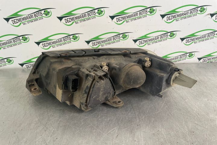 Far dreapta 3B0 941 016 AN BBB Volkswagen VW Passat B5.5 (facelift)