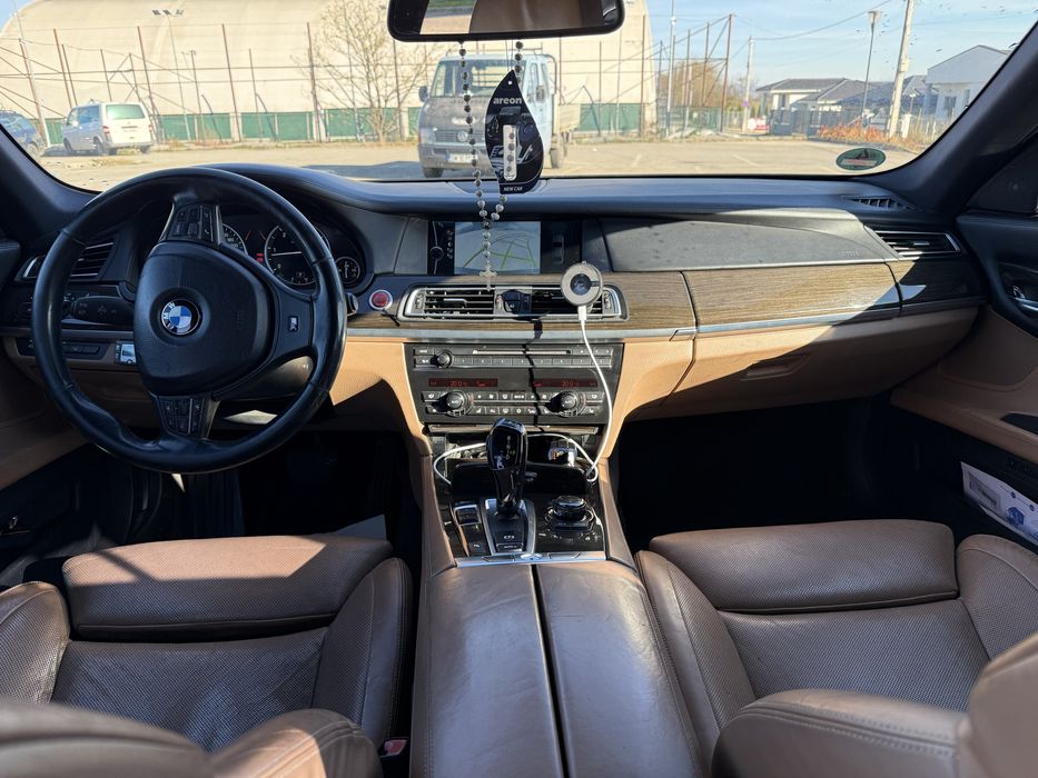 De vanzare seria 7 f01 2011