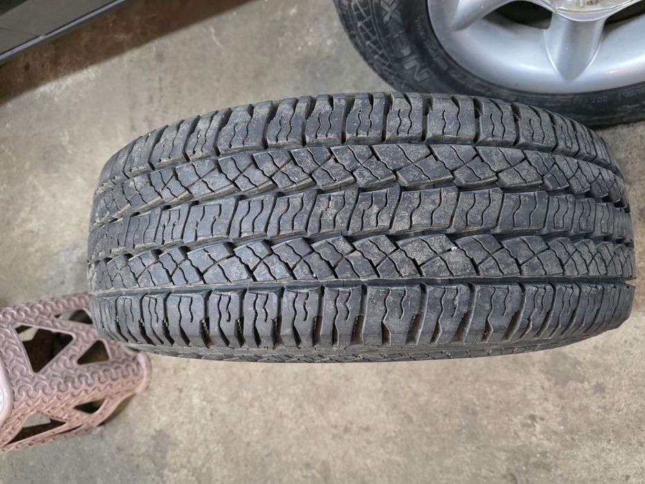 Зимни гуми Nexen 225/70R15C дот 21г