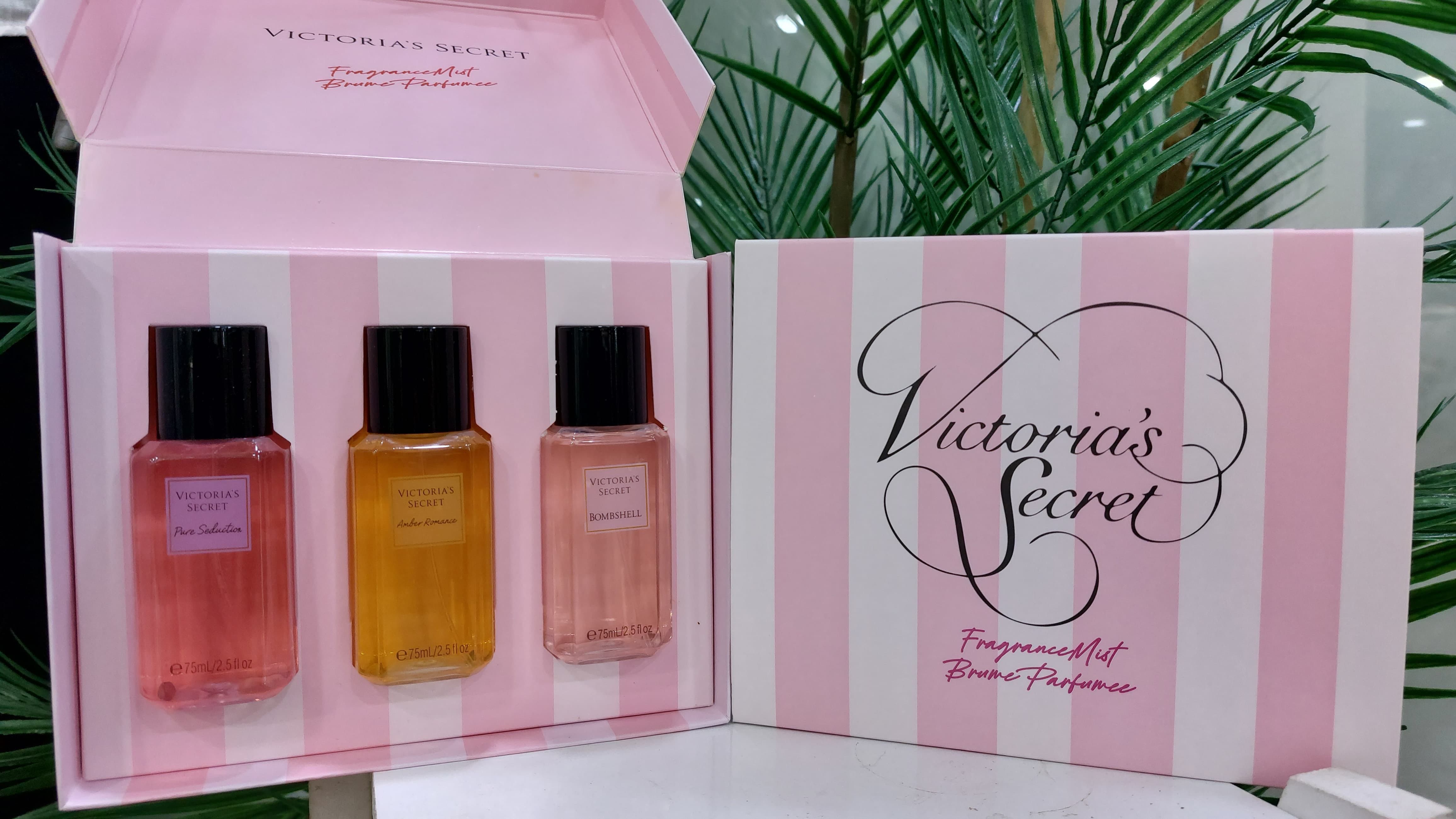 Victoria’s Secret travel set