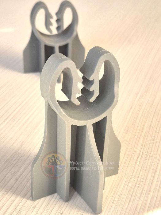 Distantier orizontal tip NORM cu clips