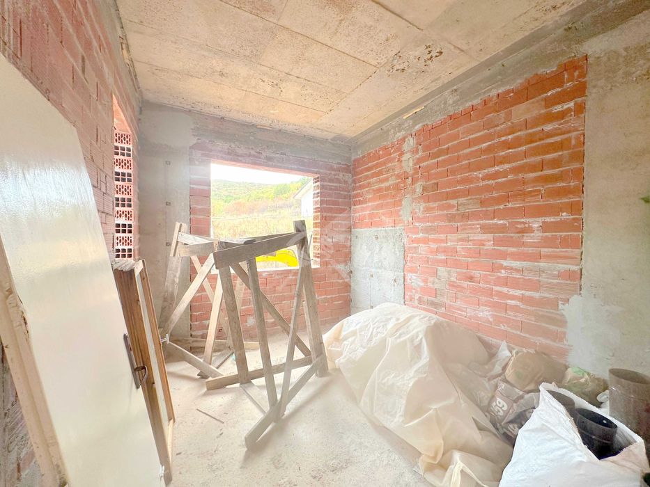 Продава се Къща в с. Марково, Област Пловдив - 300 кв.м за 634 €/кв.м - Снимка #2