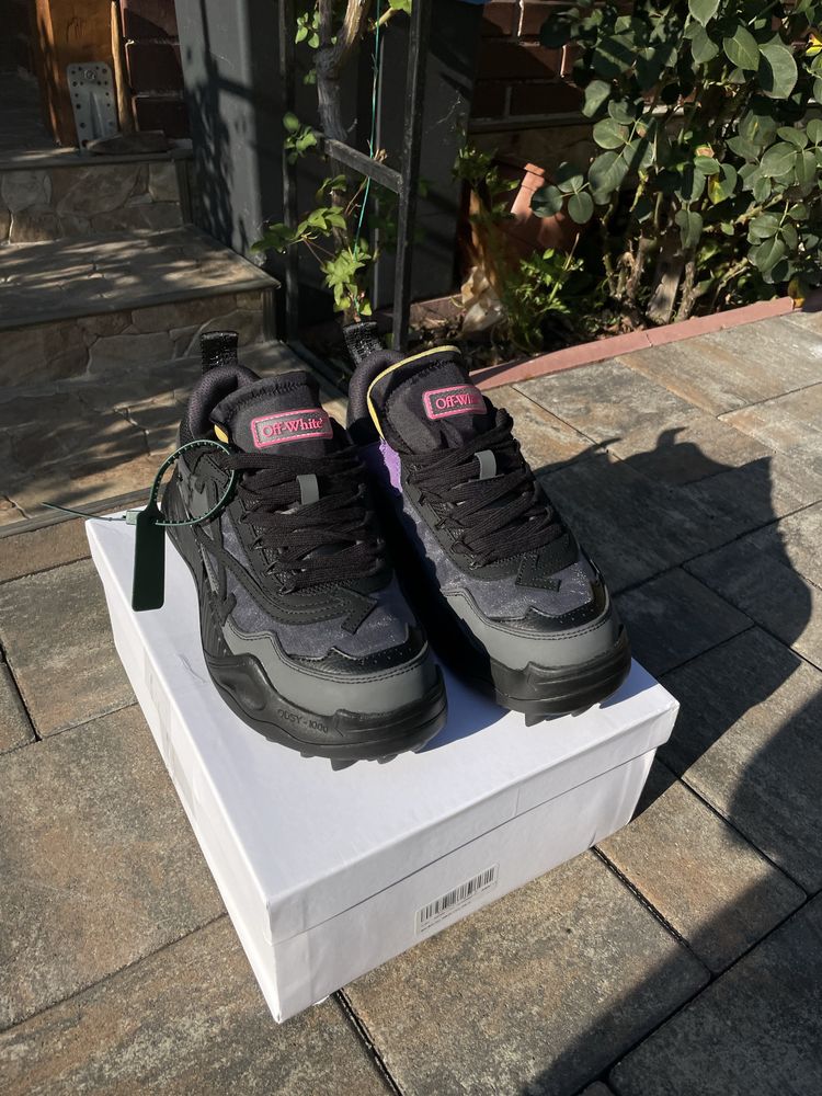 Adidasi Off White Odsy 1000