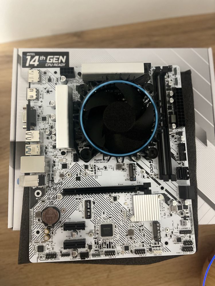 ЧИСТО НОВИ! Дънна платка ASRock B760M-HDV/M.2 + Intel core I3-12100f