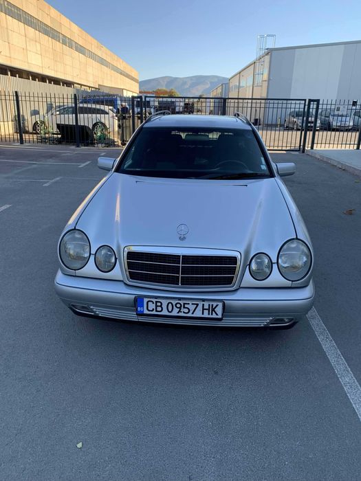 Mercedes-Benz E 240 W210 Classic ГАЗ