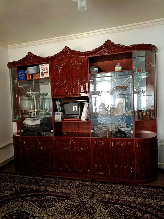 Продаетса стенка-горка