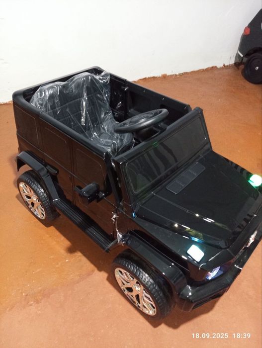 Детский электромобиль